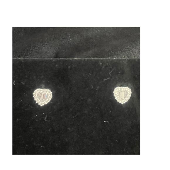 Vintage Heart-Shaped Cubic Zirconia Stud Earrings - Picture 1 of 3